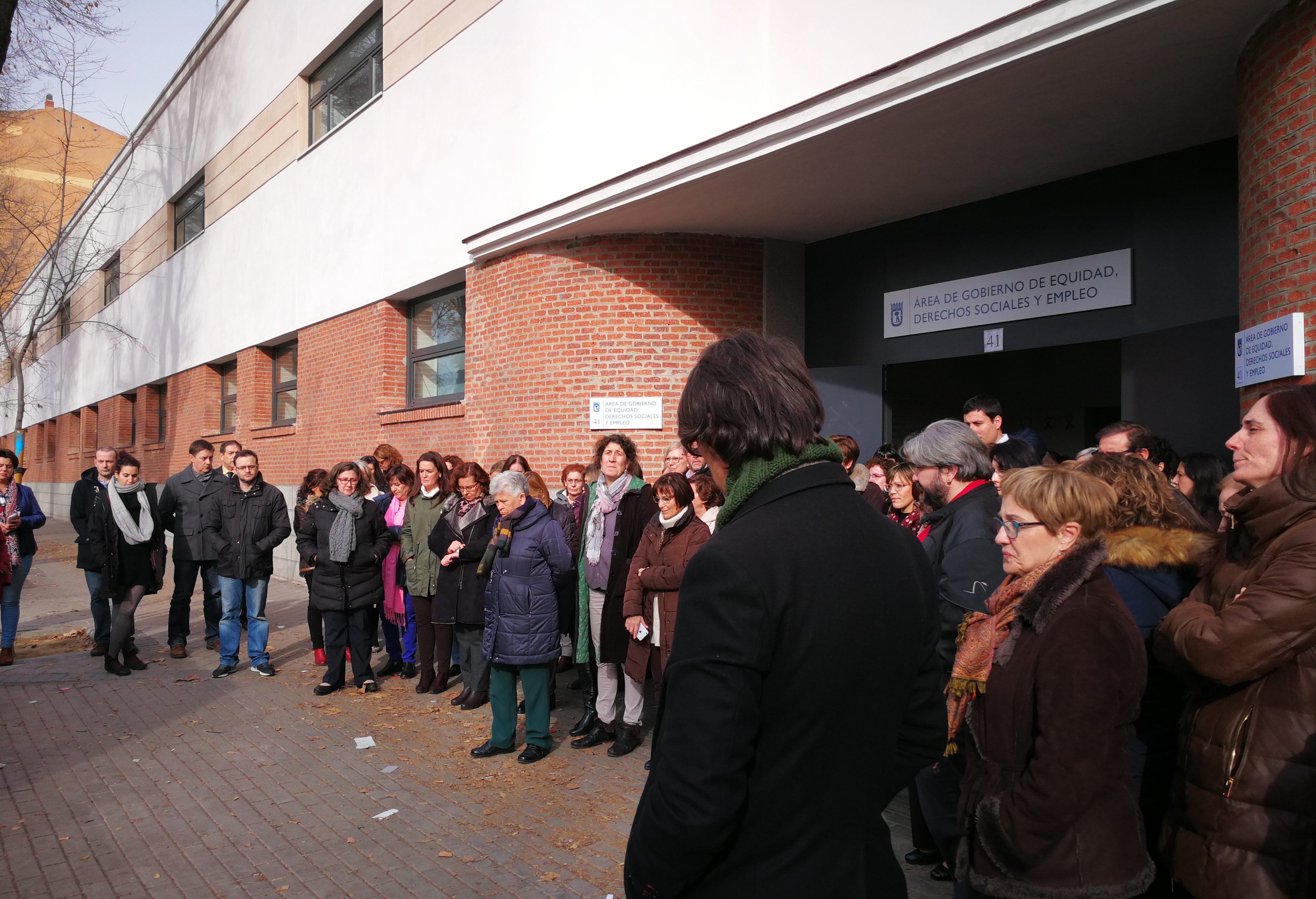 Minuto de silencio en otras dependencias municipales (2)